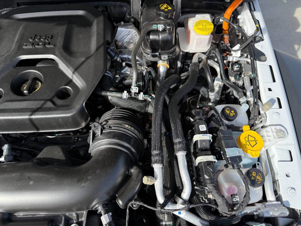 Used 2025 Jeep Wrangler Unlimited Sport S 4xe image 14