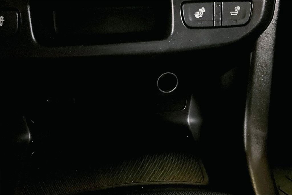 Used 2019 Chevrolet Colorado Z71 AWD/4WD image 24