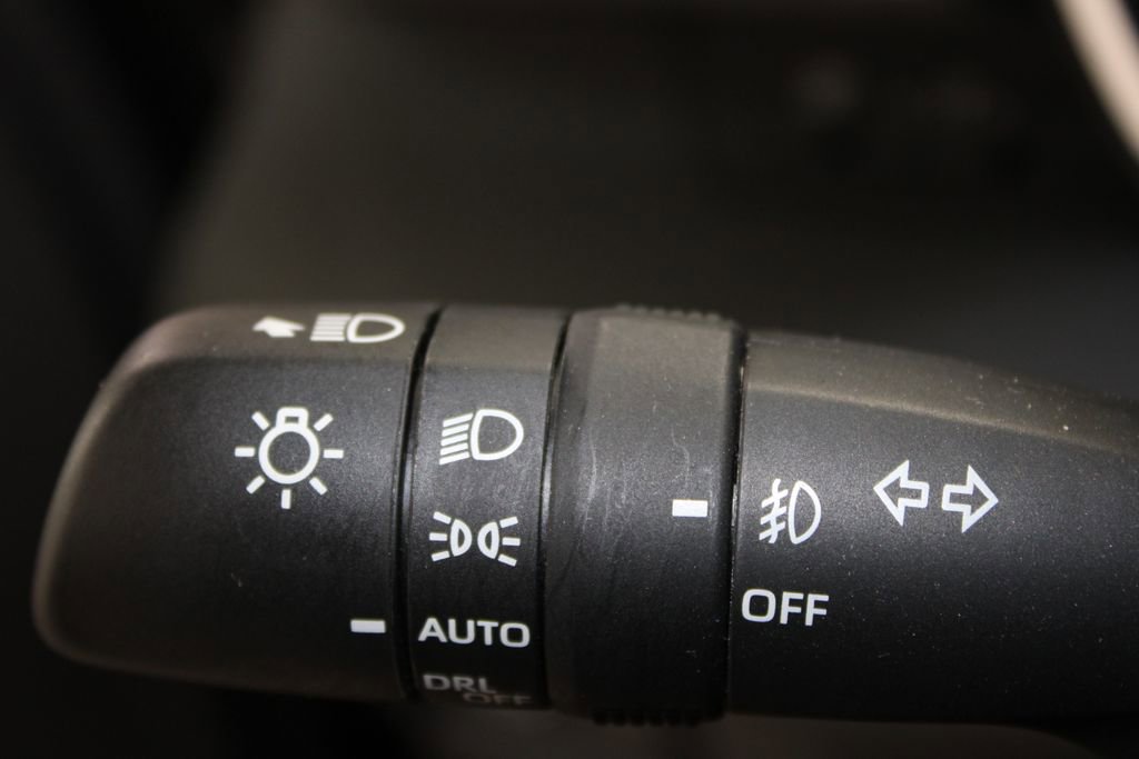 Used 2025 Toyota Highlander XSE image 34