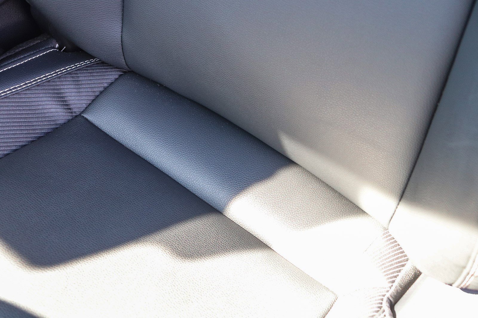 Used 2026 Toyota Camry Hybrid w/ Multimedia Upgrade Package image 26