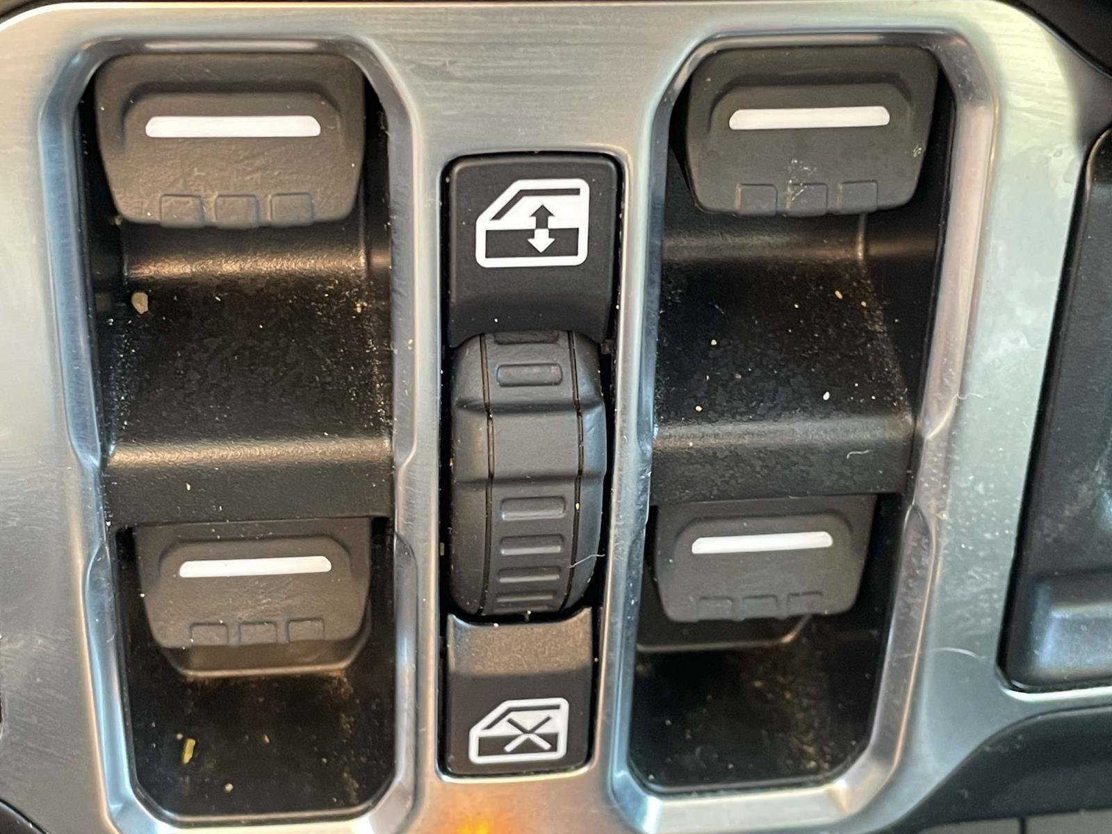 Certified 2024 Jeep Gladiator Sport AWD/4WD image 22