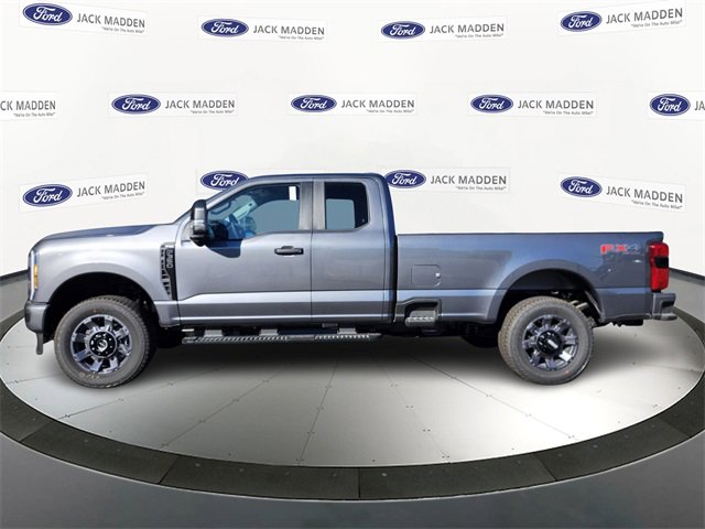 New 2026 Ford F350 XL image 2