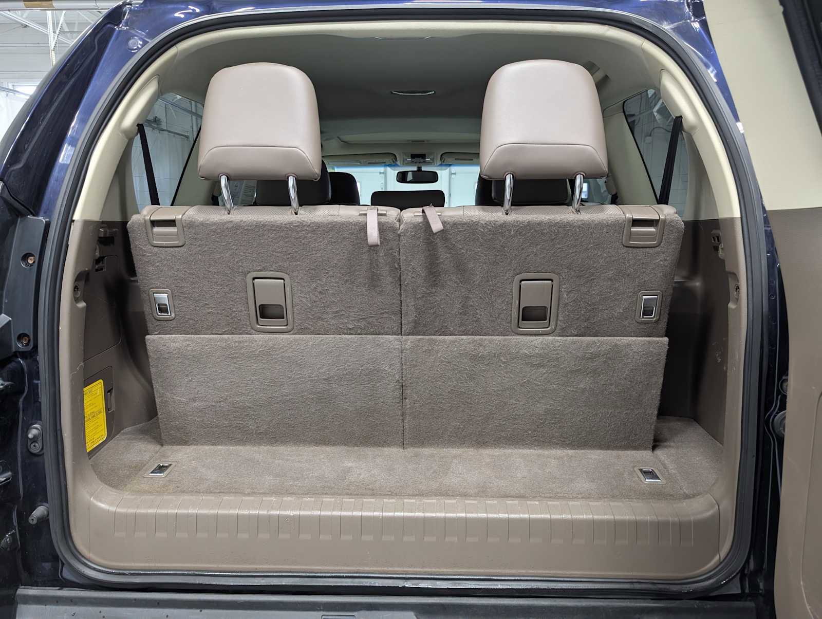 Used 2017 Lexus GX 460 image 30