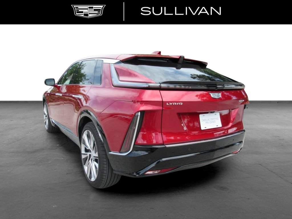 Certified 2025 Cadillac Lyriq Luxury w/ LPO, Floor Liner Package AWD/4WD image 6