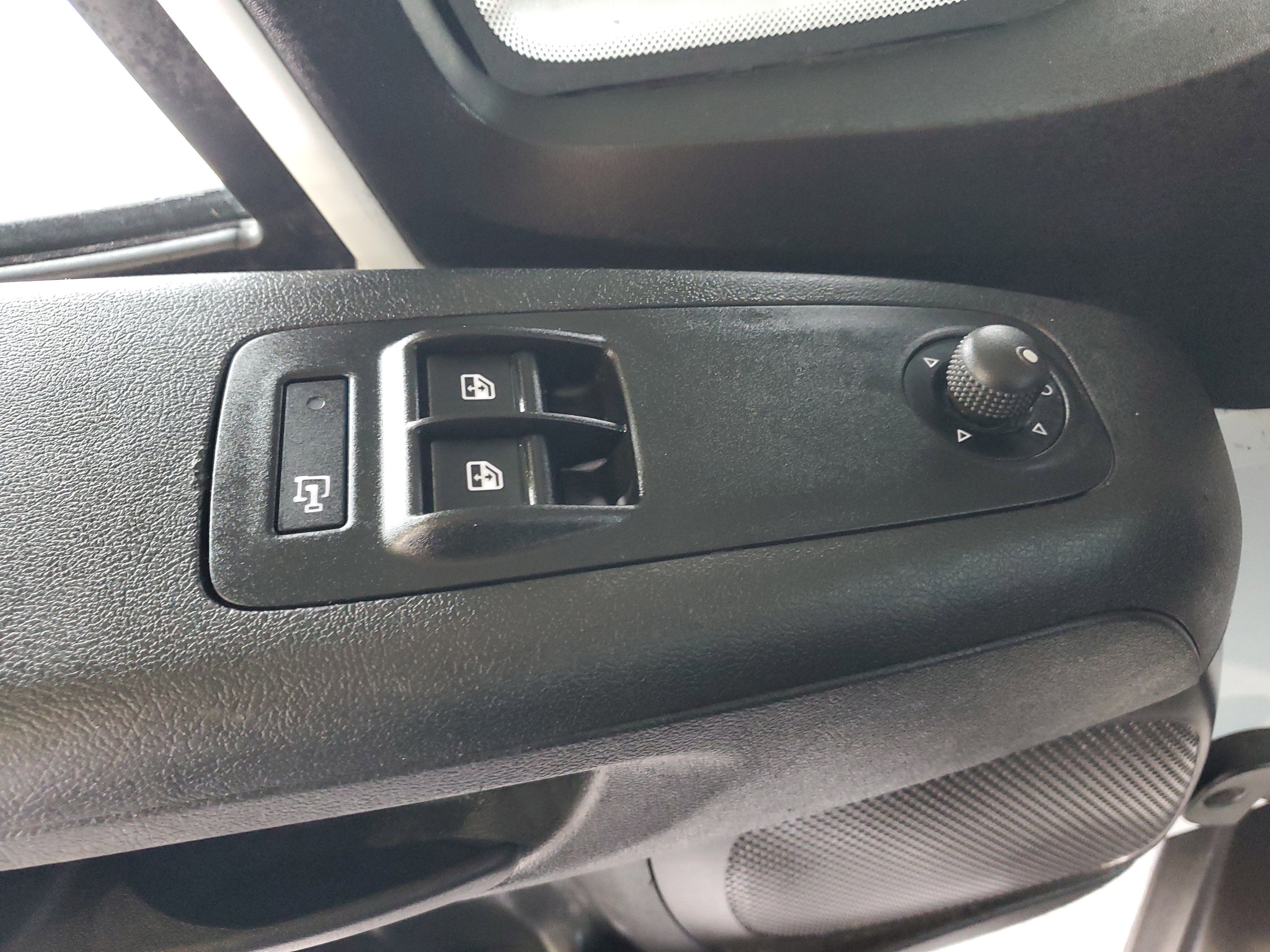 Used 2023 RAM ProMaster 2500 FWD image 15