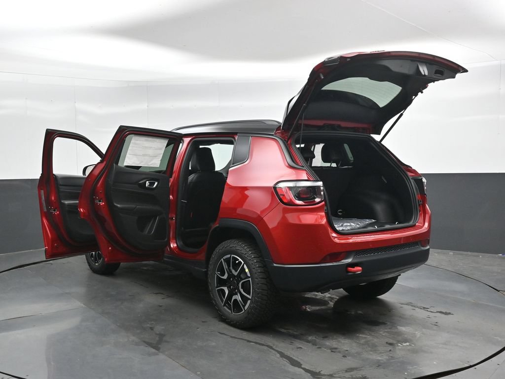 New 2026 Jeep Compass Trailhawk AWD/4WD image 50