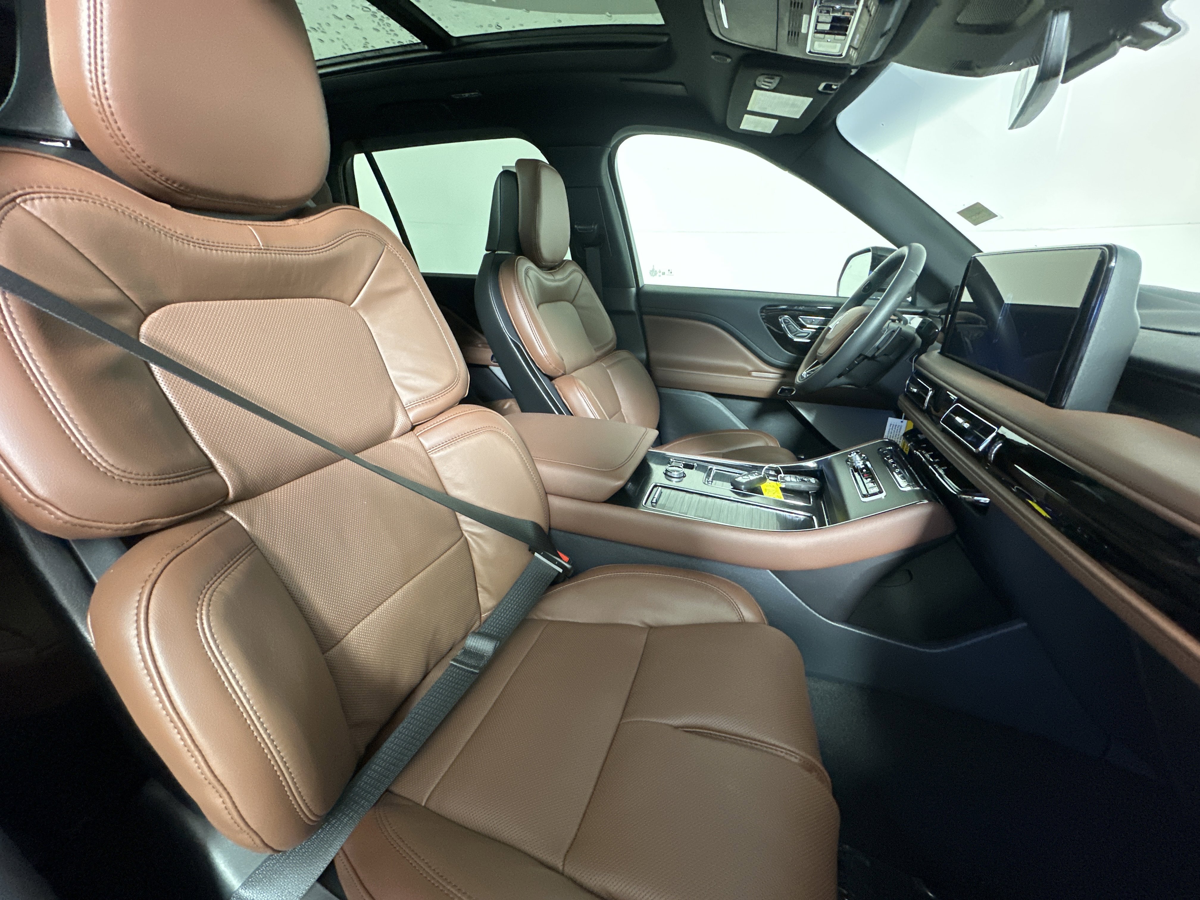 New 2025 Lincoln Aviator Reserve image 25