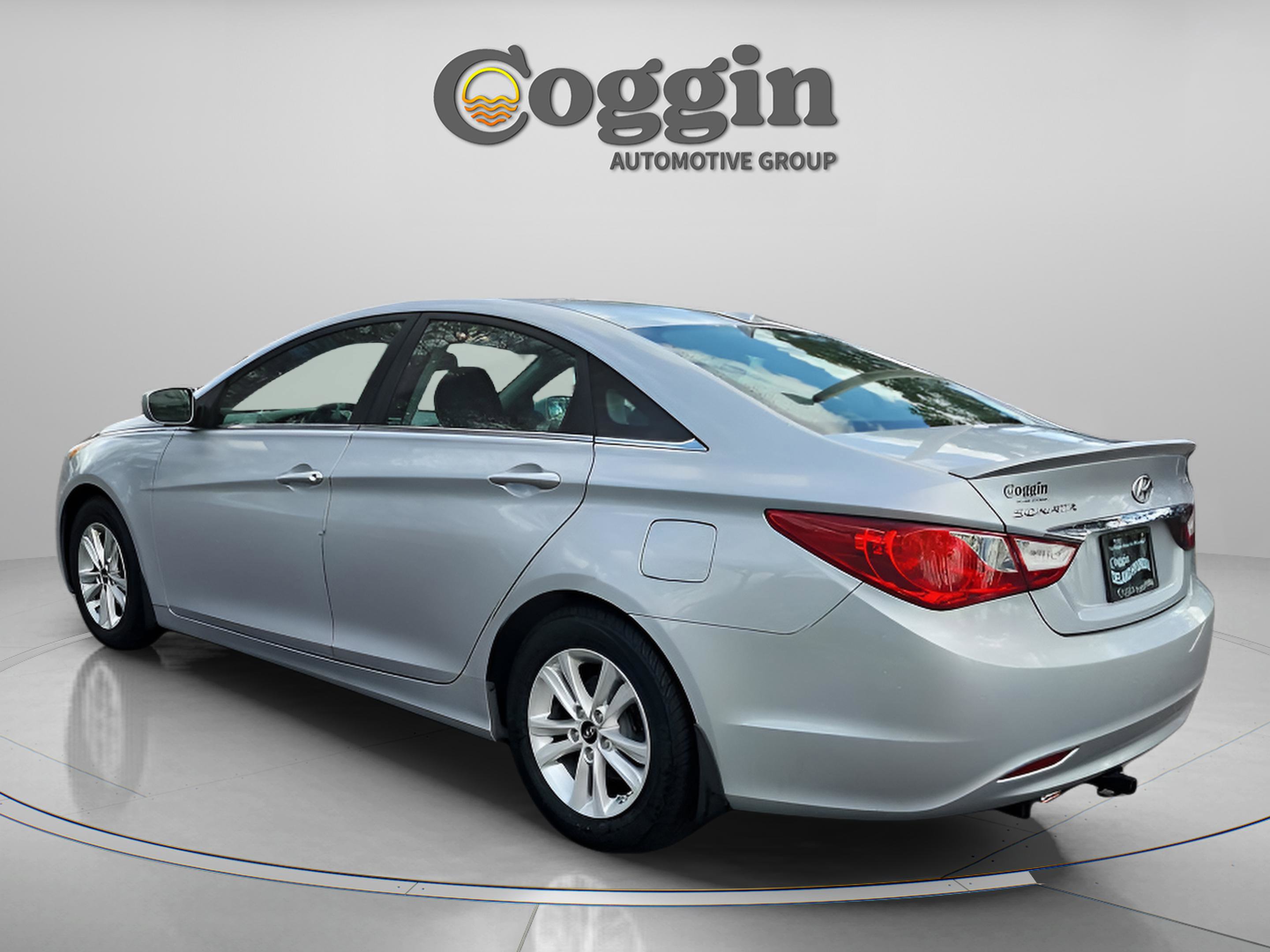 Used 2013 Hyundai Sonata GLS w/ Popular Equipment Pkg FWD image 3