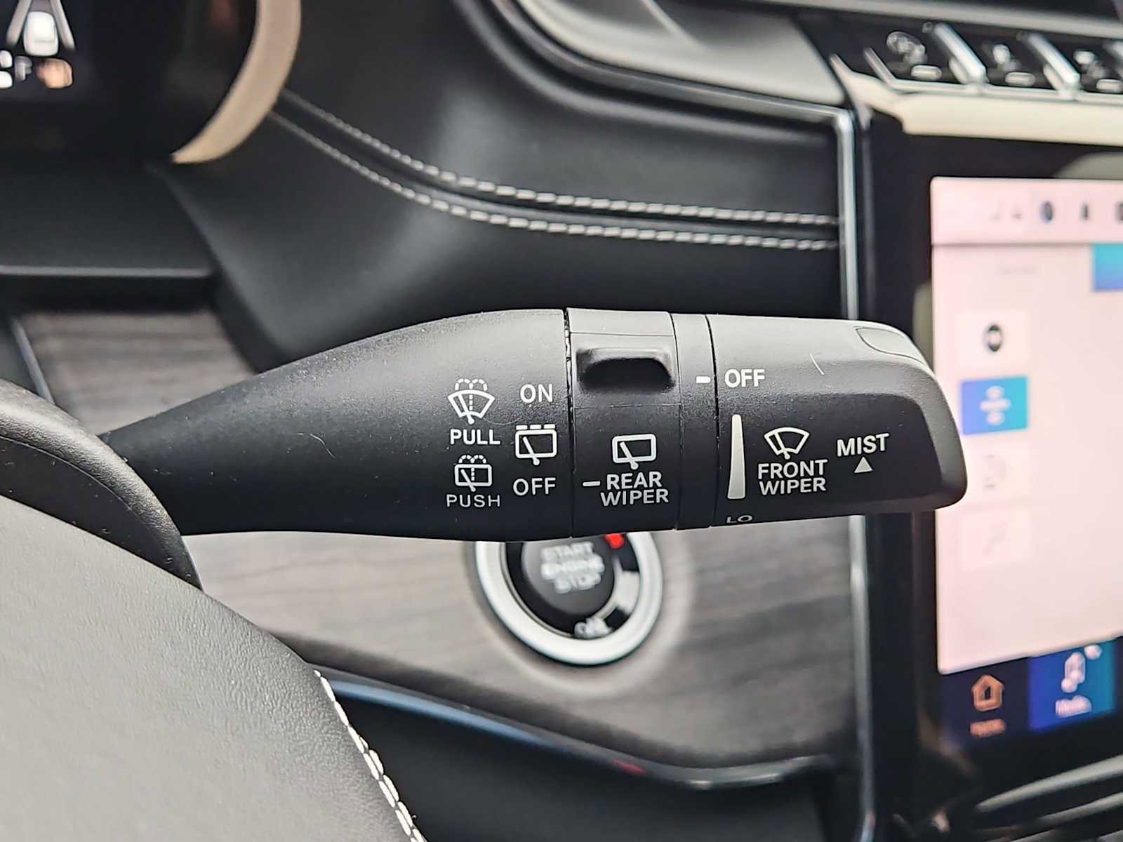 Used 2023 Jeep Grand Cherokee Overland image 27