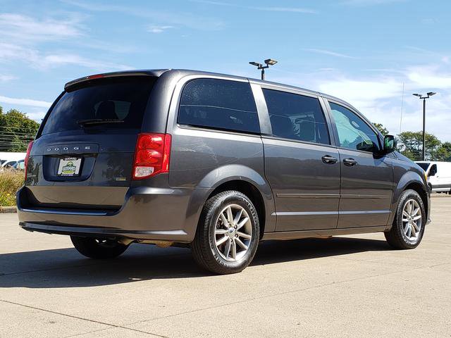 Used 2016 Dodge Grand Caravan SE image 6