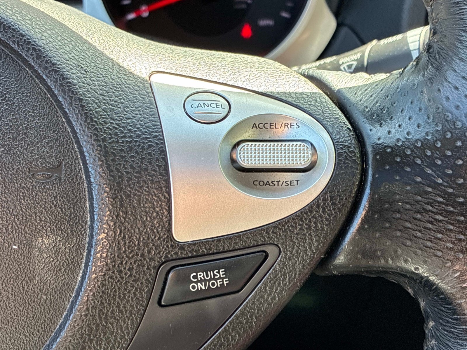 Used 2014 Nissan Juke SV AWD/4WD image 21