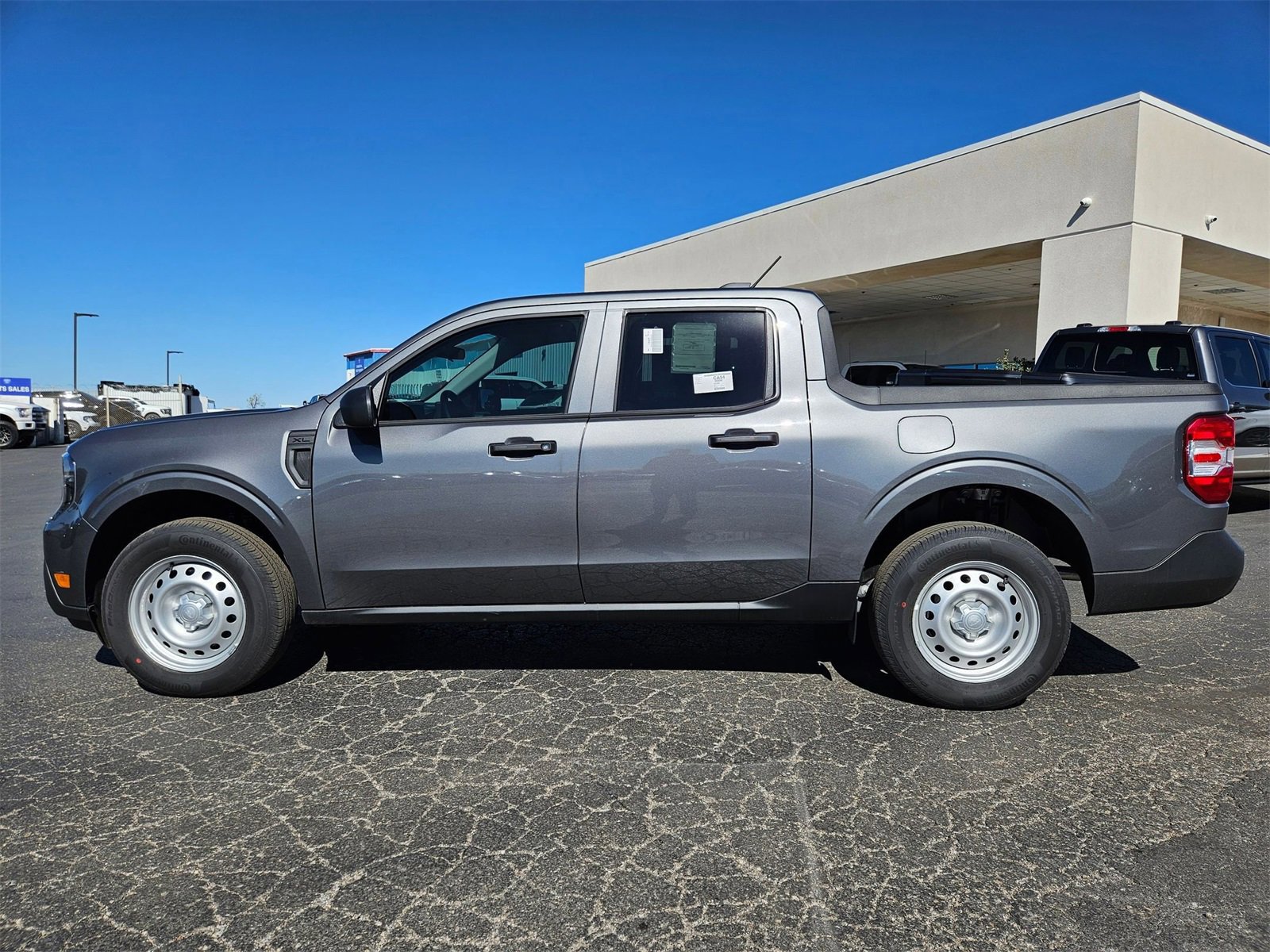 New 2026 Ford Maverick XL image 9