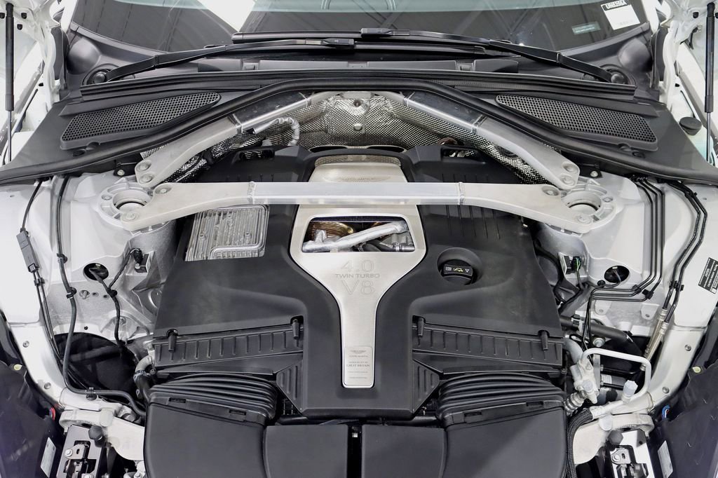 Used 2021 Aston Martin DBX AWD/4WD image 44