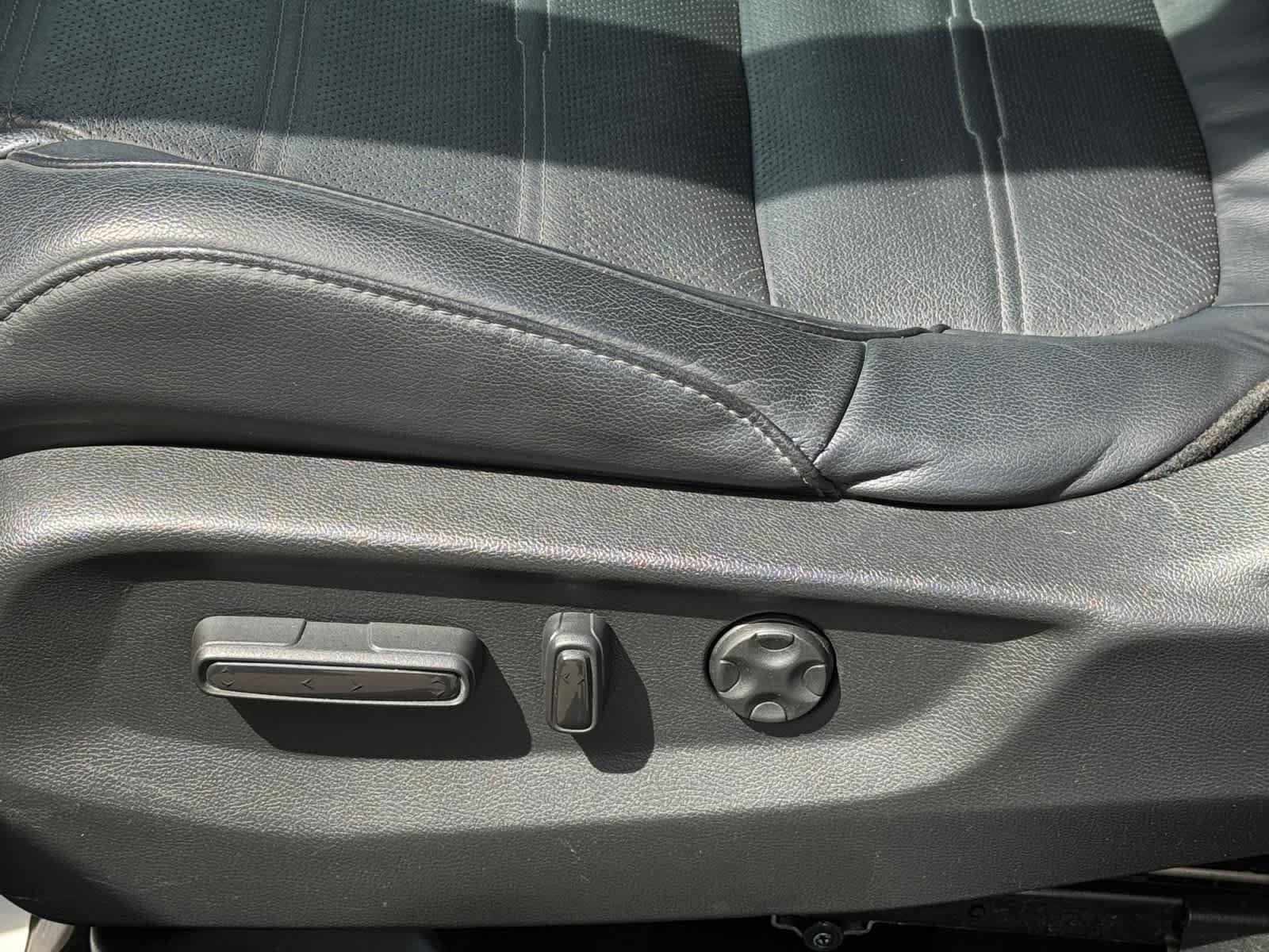 Used 2019 Honda CR-V EX-L image 17