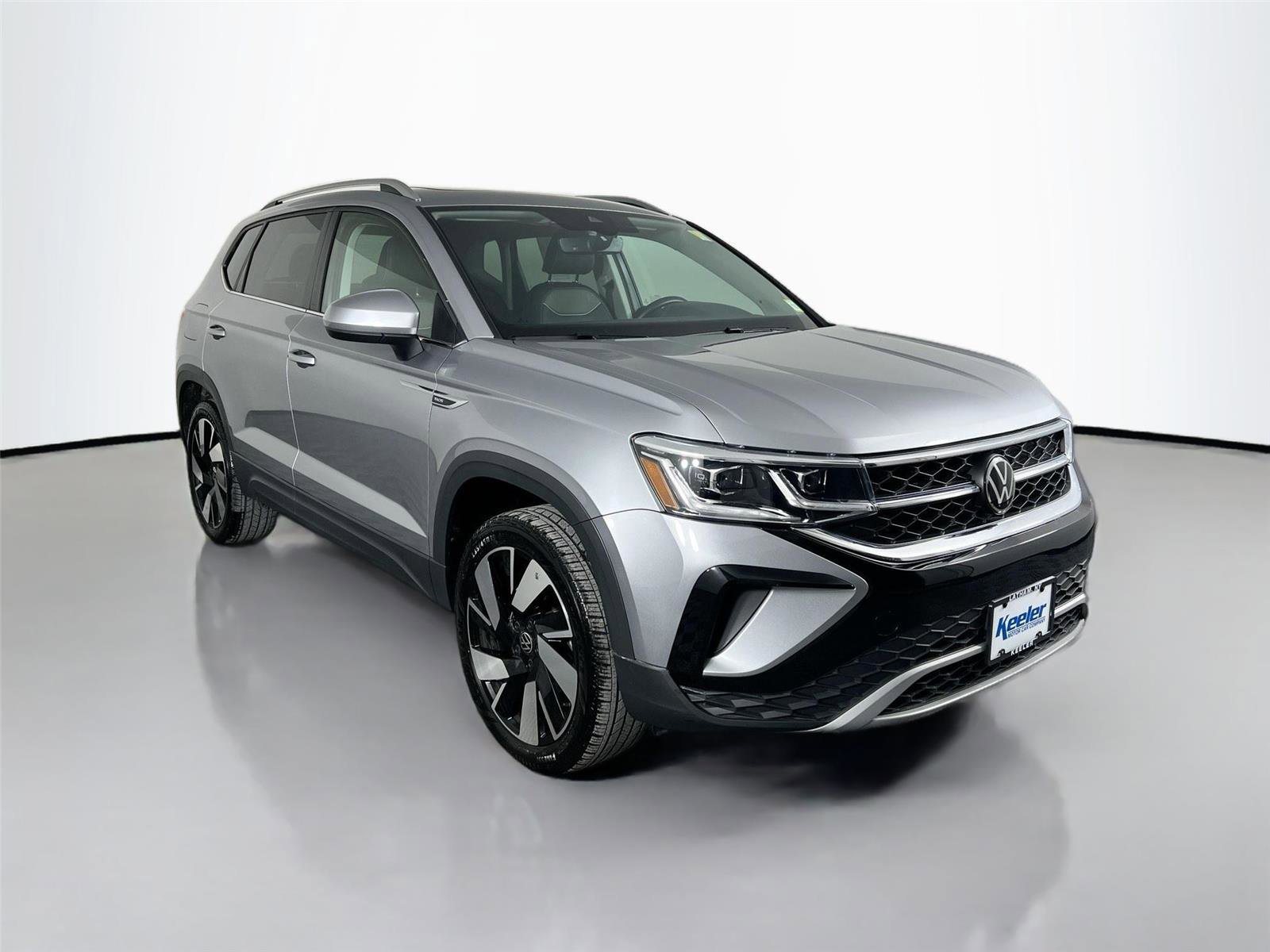 Used 2024 Volkswagen Taos SEL image 8