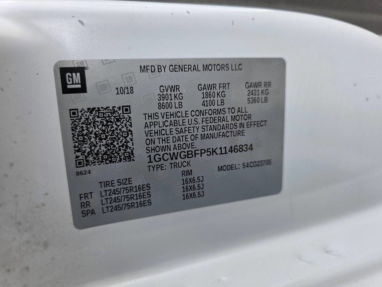 Used 2019 Chevrolet Express 2500 Extended image 23