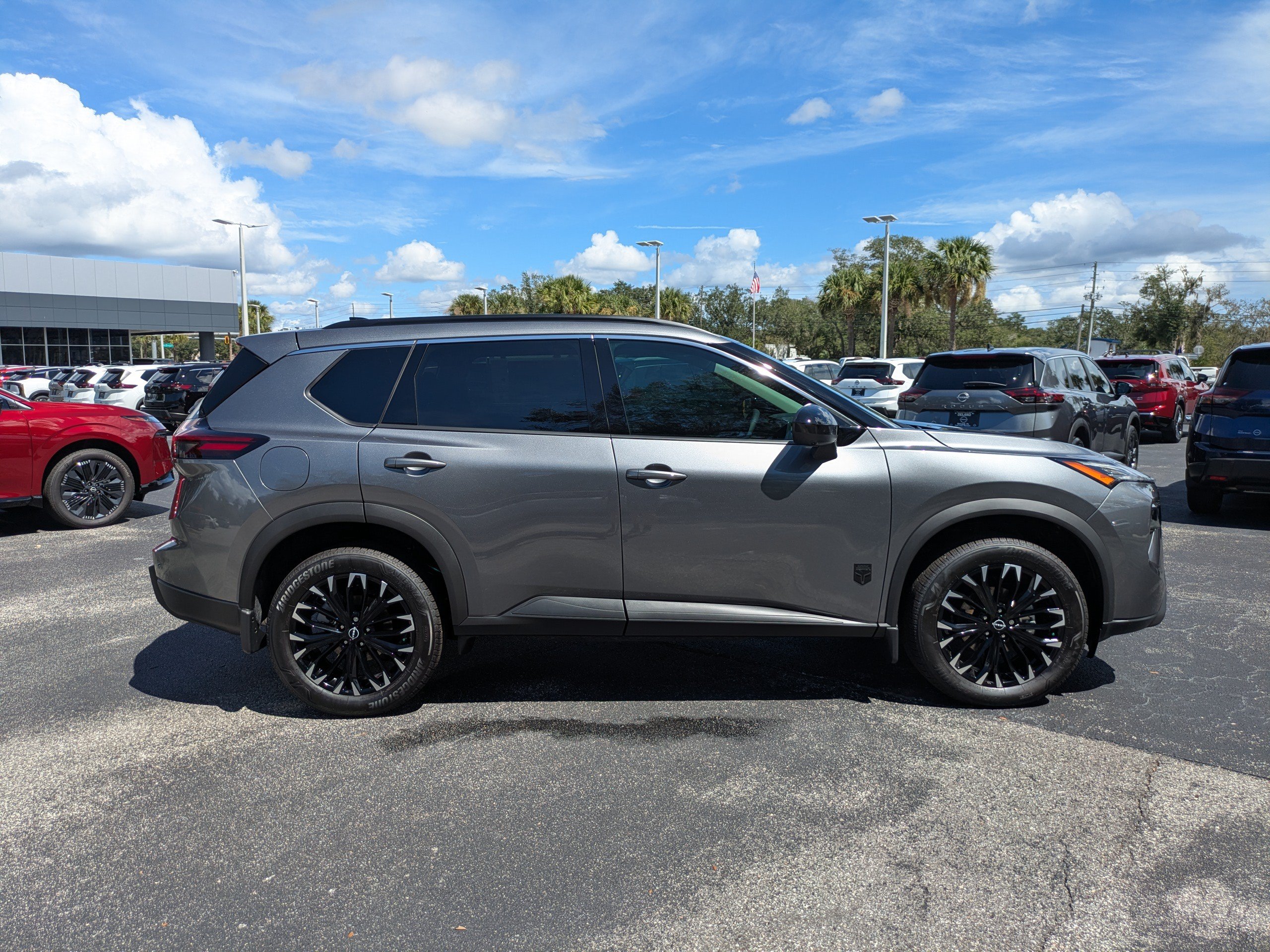 New 2026 Nissan Rogue Dark Armor FWD image 3
