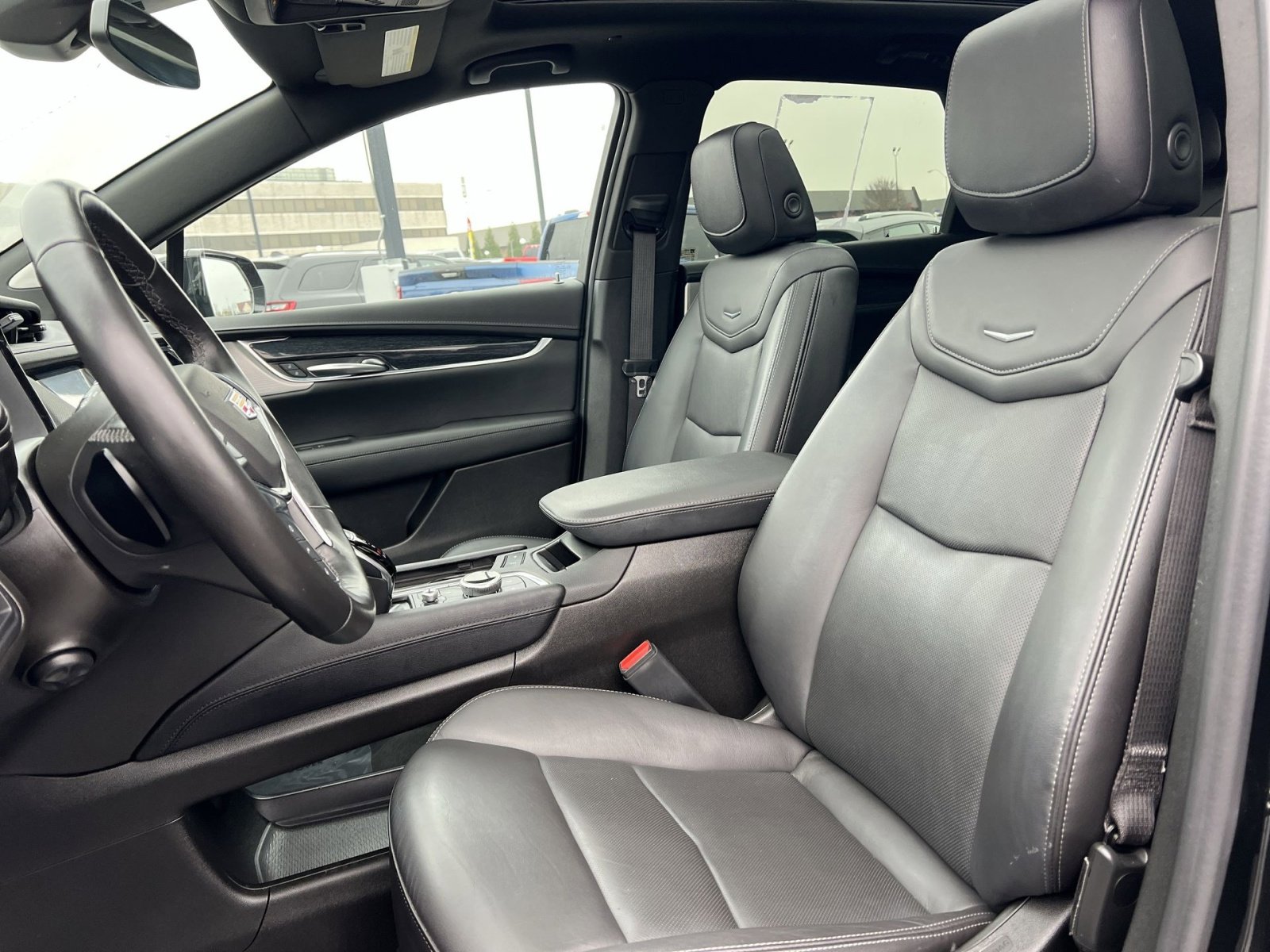 Used 2023 Cadillac XT5 Premium Luxury image 13