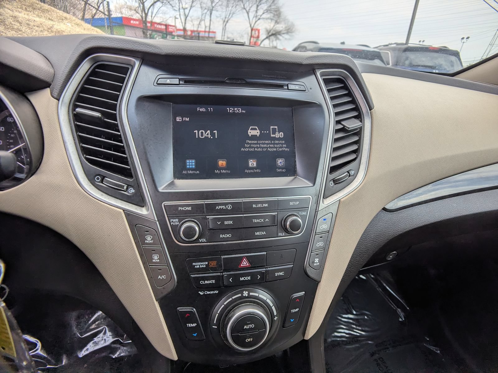Used 2019 Hyundai Santa Fe XL SE FWD image 21