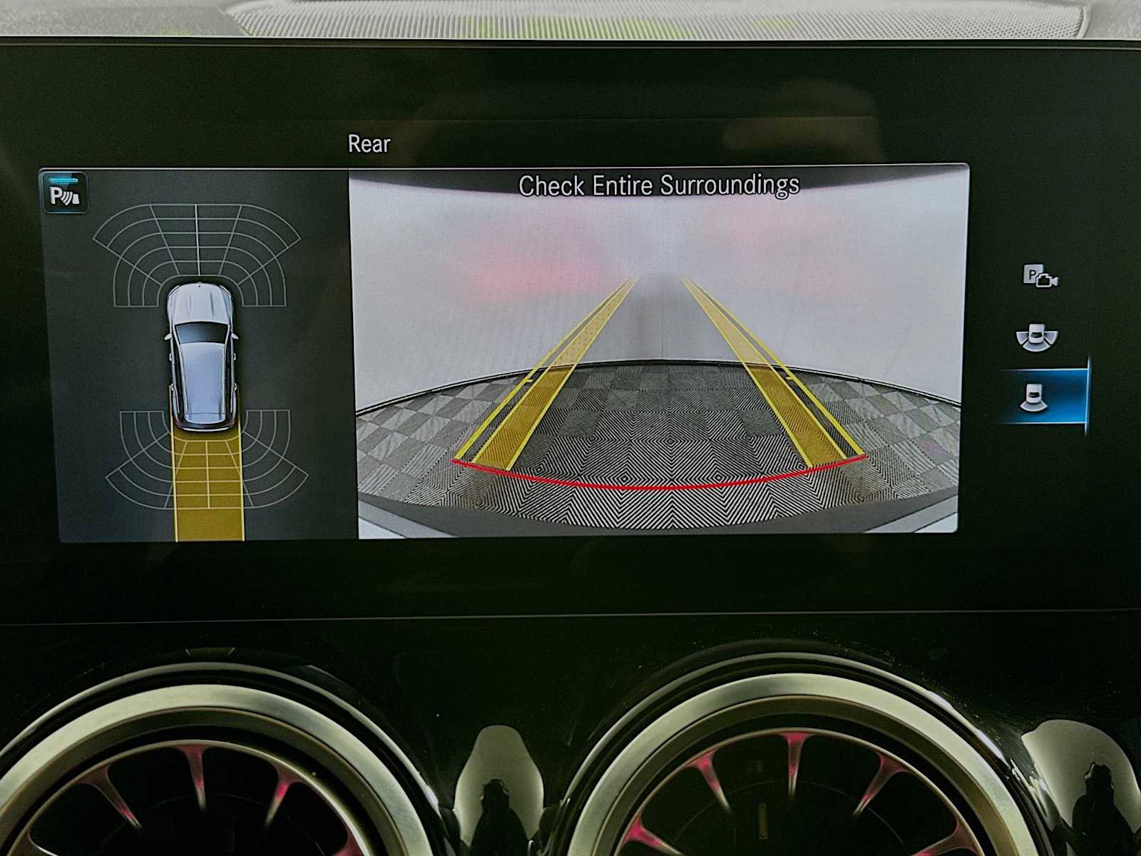 Used 2022 Mercedes-Benz EQB 300 EQB 300 image 18