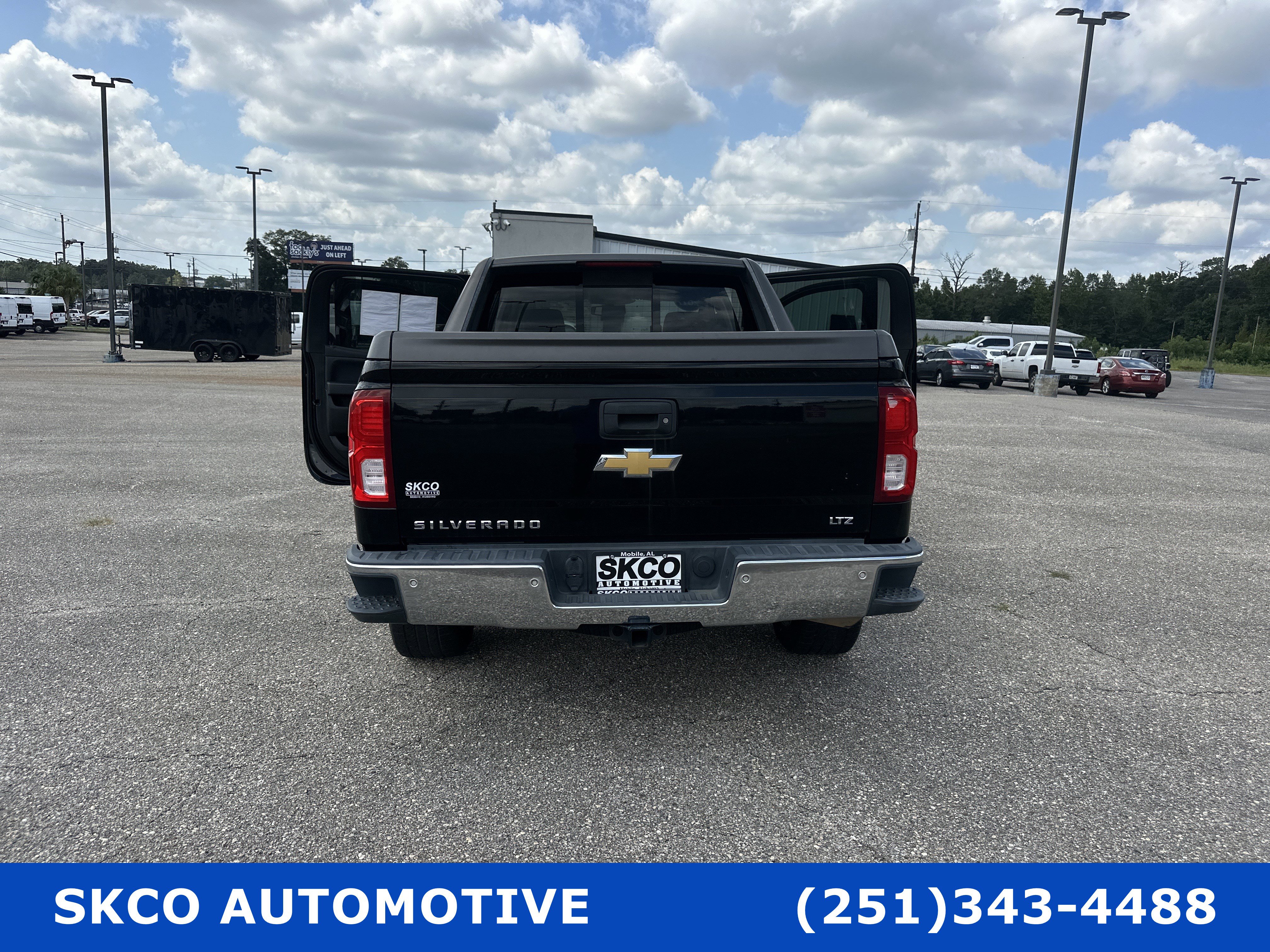 Used 2017 Chevrolet Silverado 1500 LTZ w/ High Desert Package image 30