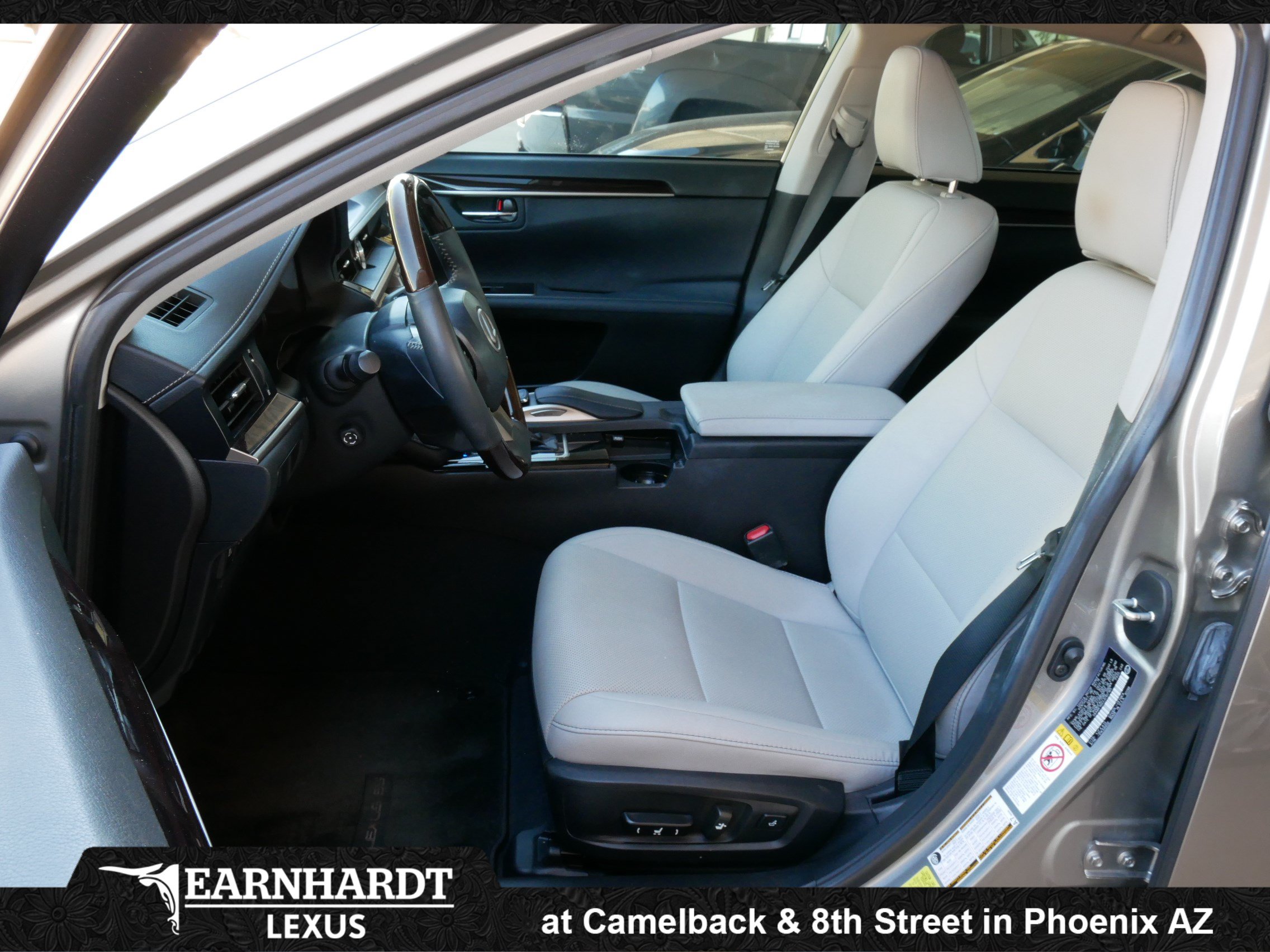 Used 2018 Lexus ES 350 w/ Navigation System Package FWD image 2