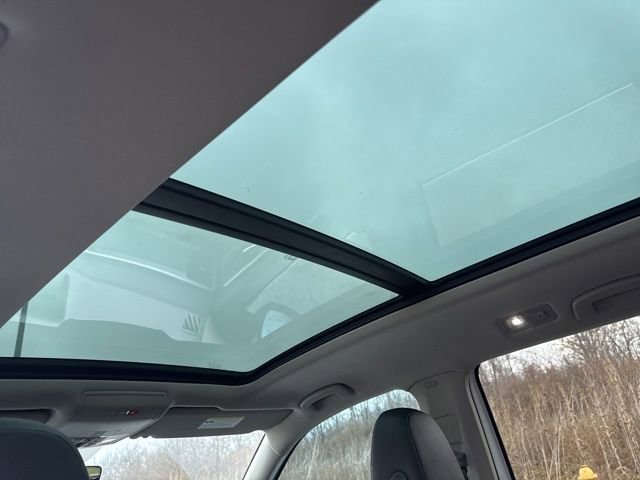 Used 2021 Volkswagen Atlas SE w/ Panoramic Sunroof Package image 22