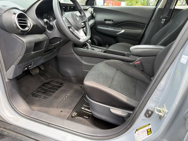 Used 2021 Nissan Kicks SV FWD image 9