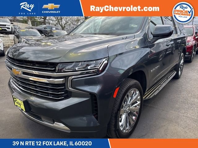 Used 2021 Chevrolet Suburban LT image 1