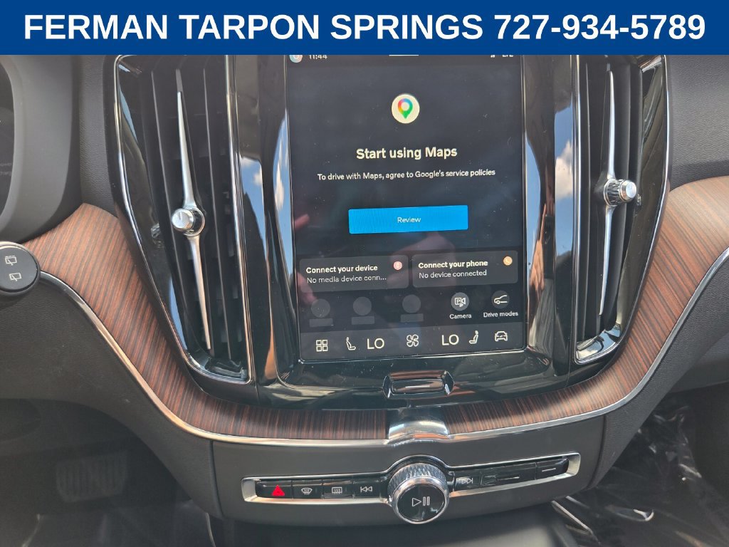 Certified 2024 Volvo XC60 T8 Plus w/ Protection Package Premier AWD/4WD image 23