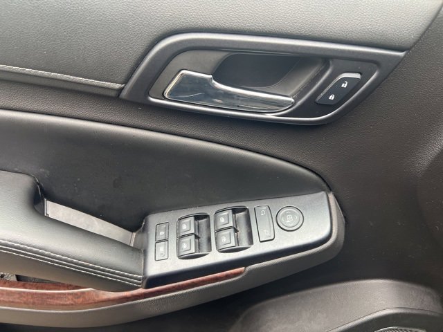 Used 2015 GMC Yukon XL SLE w/ Convenience Package image 9