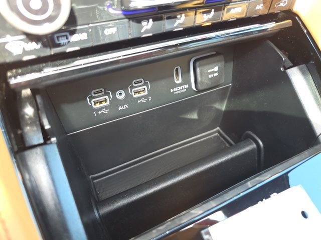 Used 2024 Jeep Grand Cherokee Summit image 31