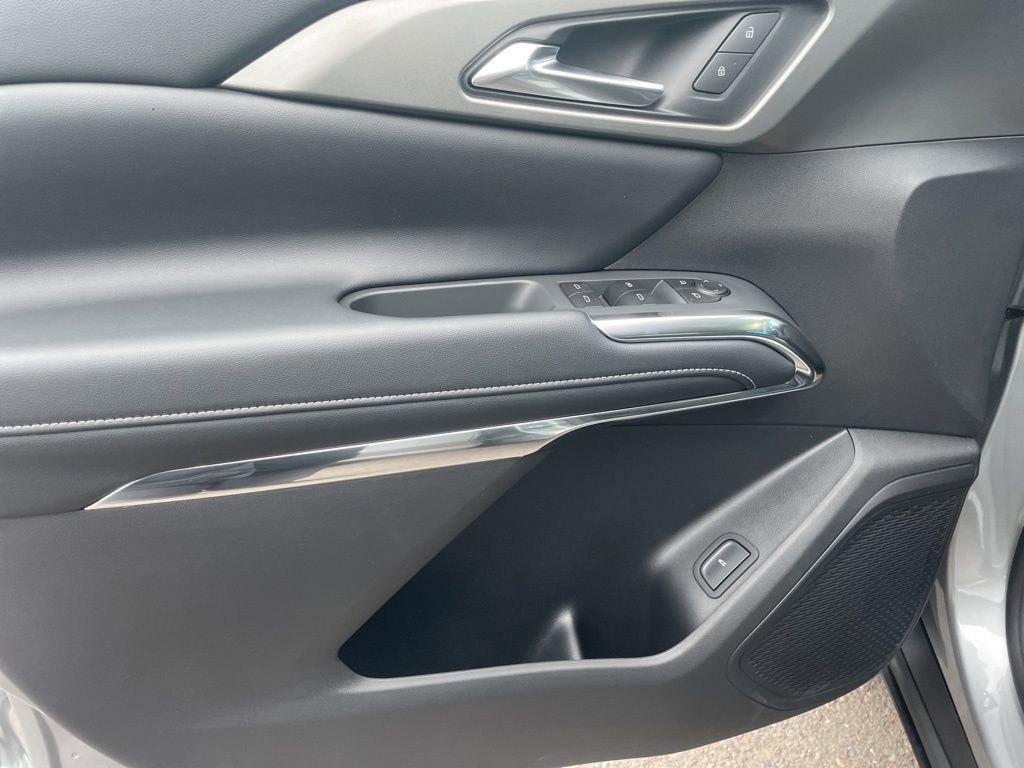 New 2026 Chevrolet Traverse LT image 10