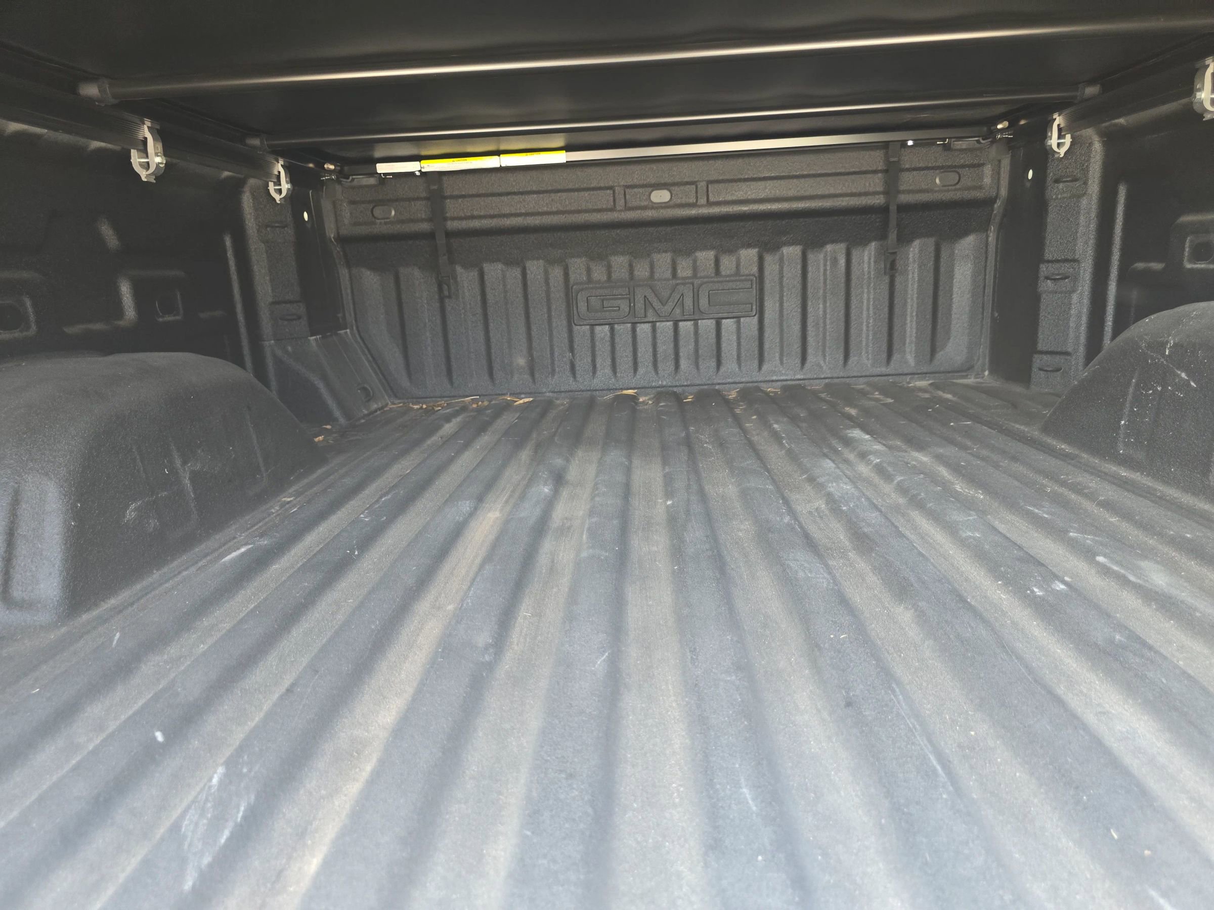 Used 2021 GMC Sierra 1500 SLT image 36