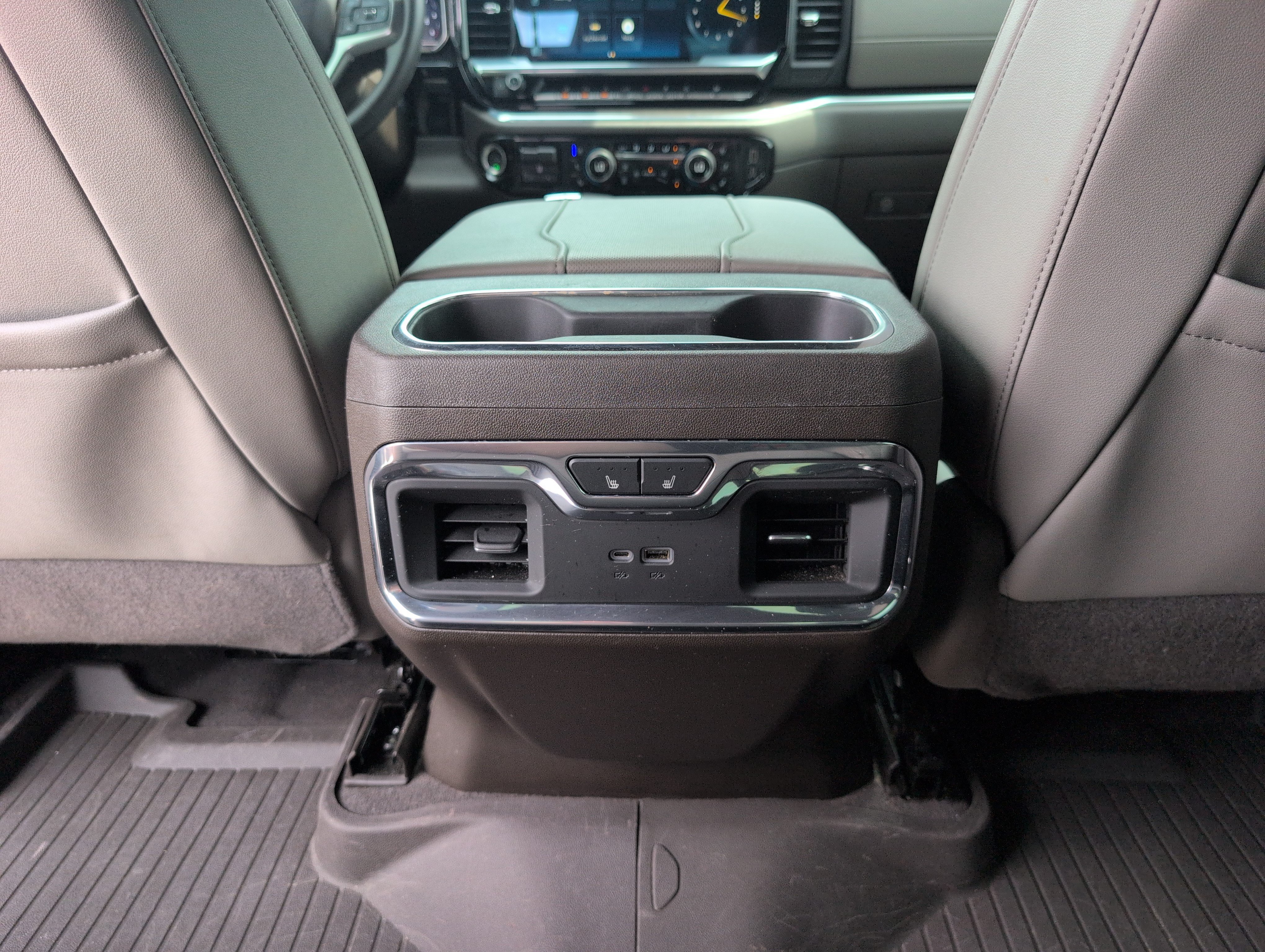 Used 2024 Chevrolet Silverado 1500 LTZ w/ Technology Package AWD/4WD image 31