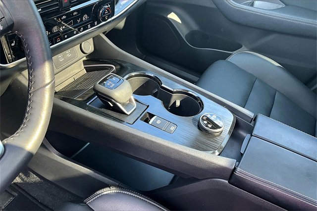 Certified 2024 Nissan Rogue SL w/ SL Premium Package image 15