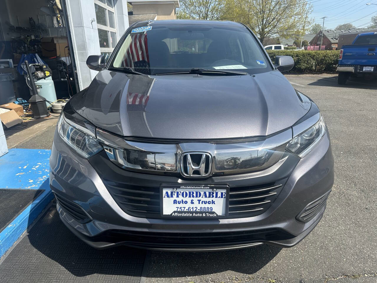 Used 2019 Honda HR-V LX image 9