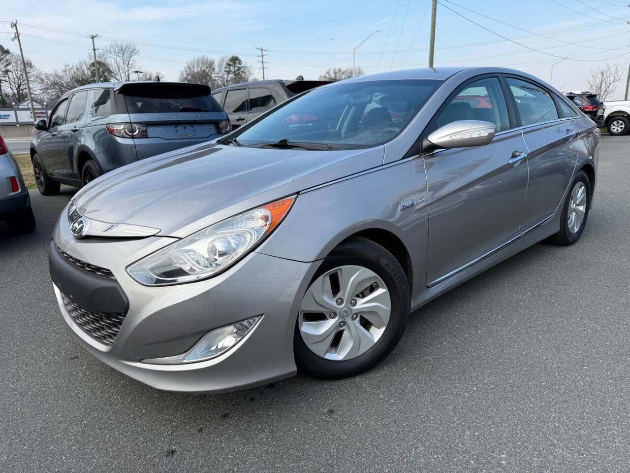 Used 2013 Hyundai Sonata Hybrid image 1