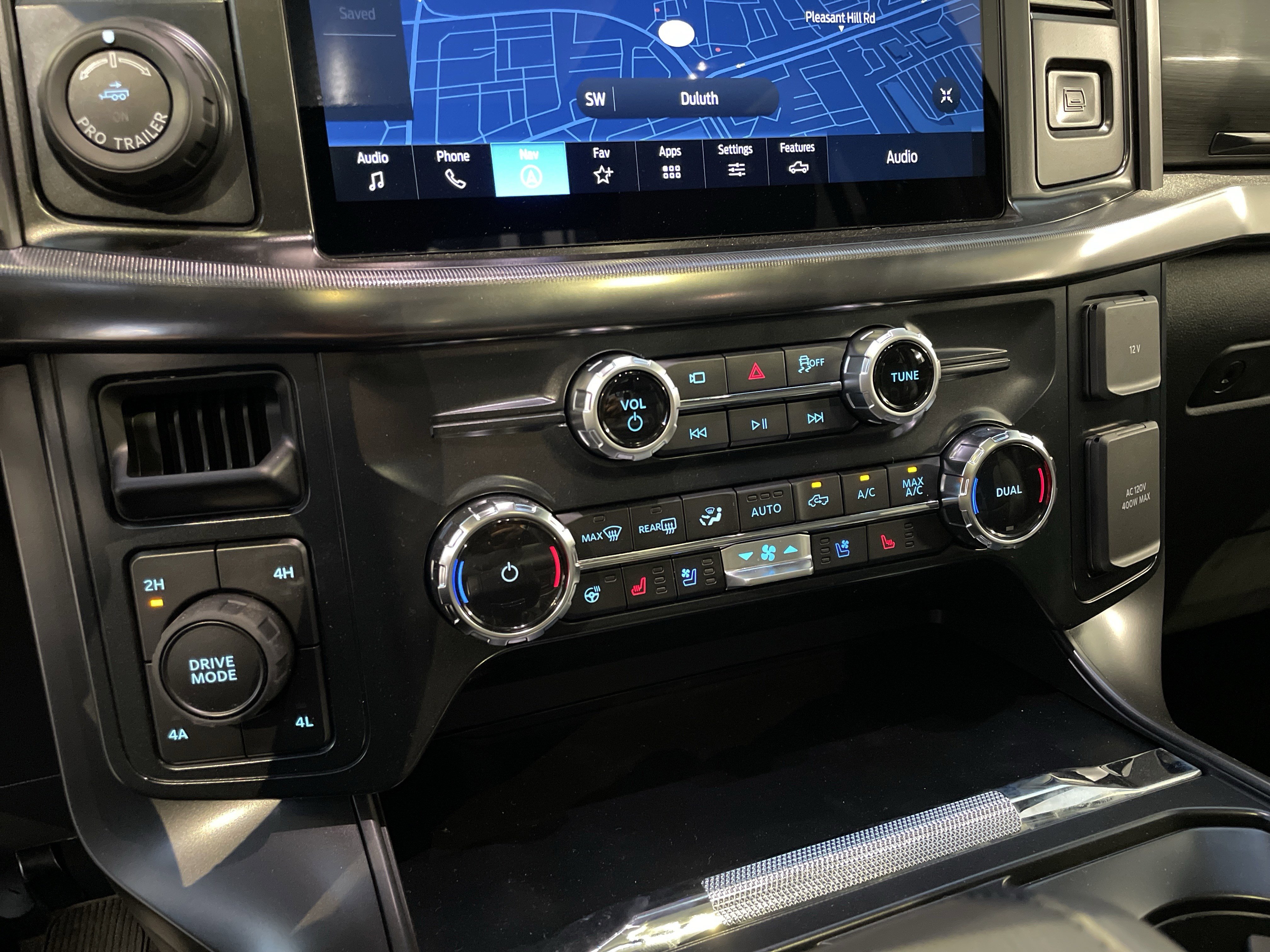 Used 2026 Ford F150 Lariat AWD/4WD image 34