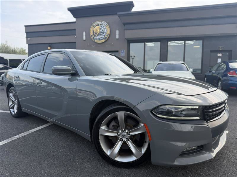 Used 2018 Dodge Charger R/T RWD image 7