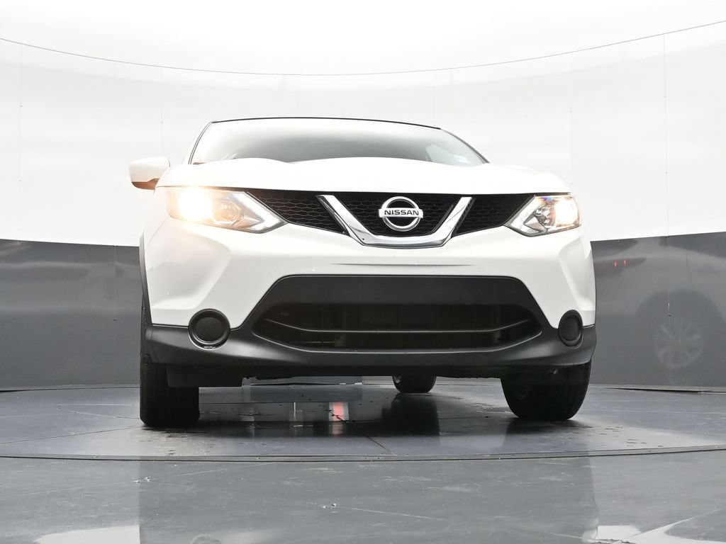 Used 2017 Nissan Rogue Sport S w/ S Appearance Package FWD image 19