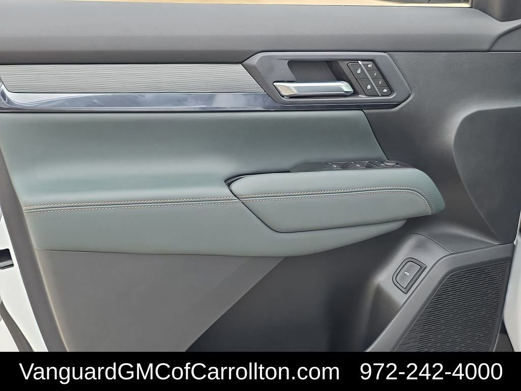 New 2026 GMC Terrain AT4 w/ Convenience Package III image 29