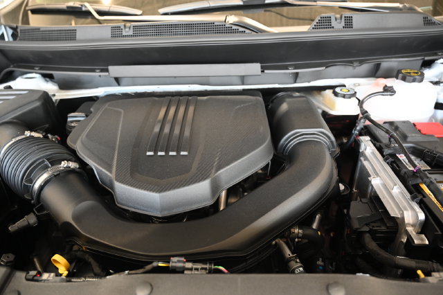 New 2026 Chevrolet Traverse LT w/ Driver Confidence Package FWD image 30