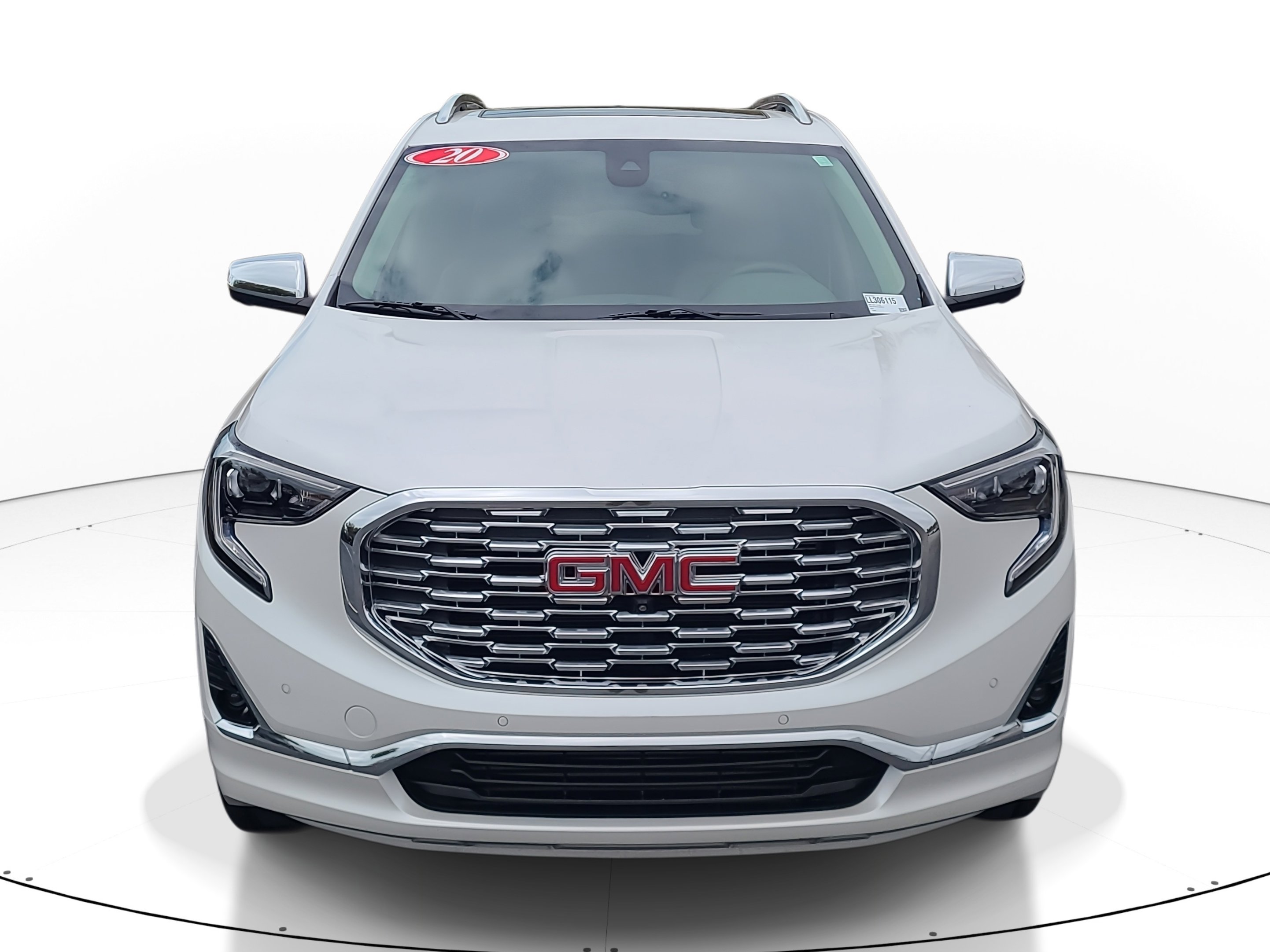 Used 2020 GMC Terrain Denali w/ Denali Premium Package image 2