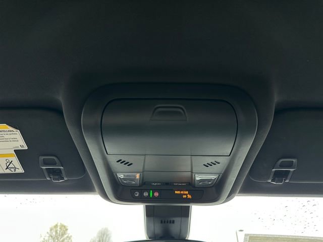 Used 2024 Chevrolet Equinox RS FWD image 27