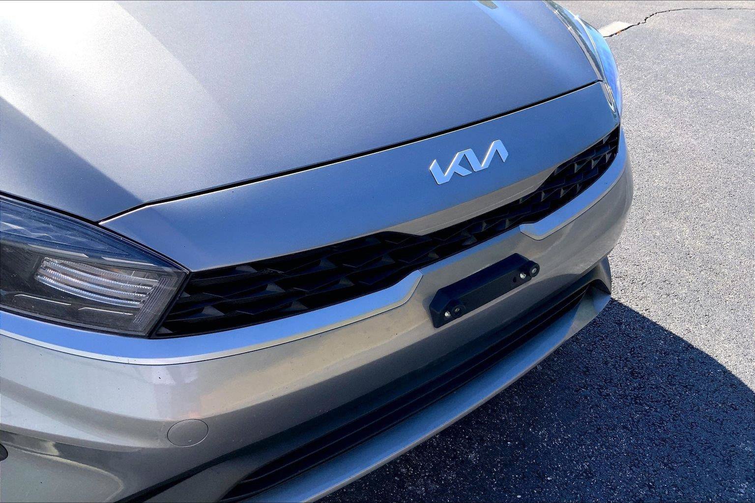Used 2024 Kia Forte LXS FWD image 27