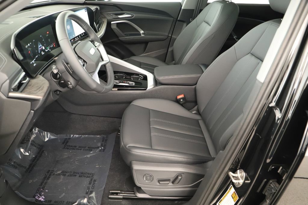 New 2025 Audi Q5 Premium AWD/4WD image 23