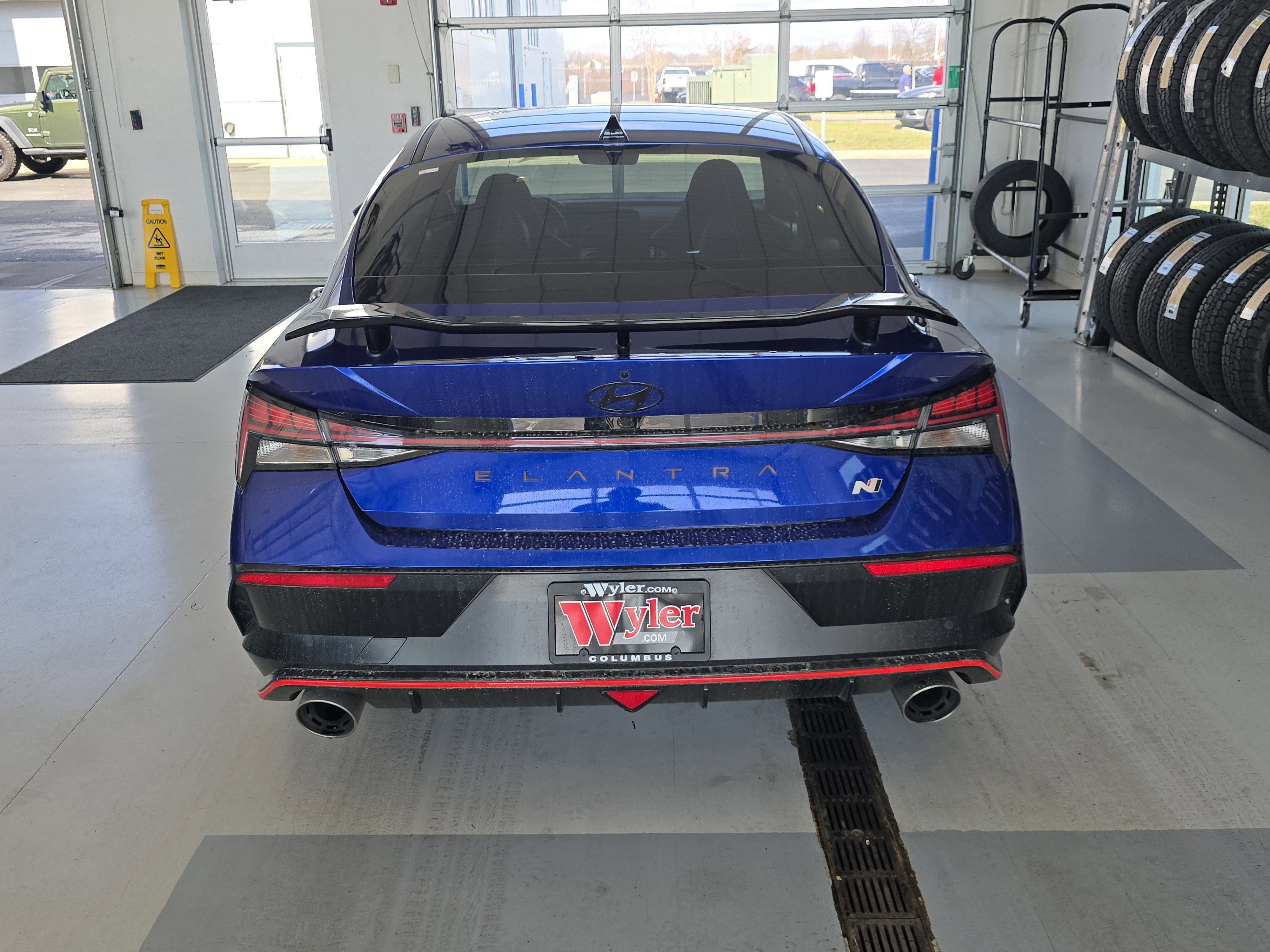 Used 2024 Hyundai Elantra N image 5