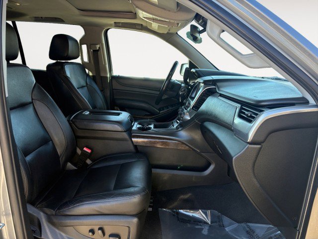 Used 2020 Chevrolet Suburban LT AWD/4WD image 8
