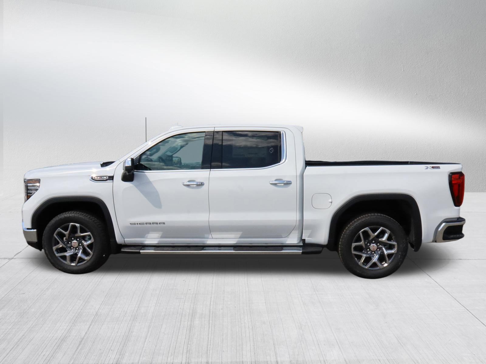 New 2026 GMC Sierra 1500 SLT w/ SLT Premium Plus Package AWD/4WD image 4